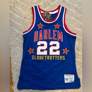 NWT Harlem Globetrotters Curly #22 jersey